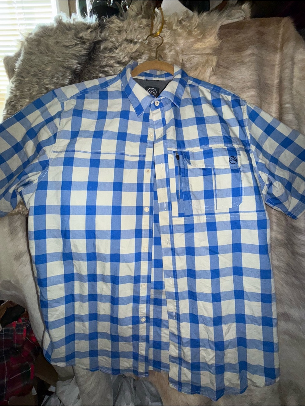 Wrangler ATG Men’s Large Blue White Plaid Short Sleeve Outdoor Shirt